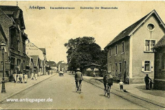 1910 Darmstädter Straße mit Dampf-Straßenbahn (Räder)